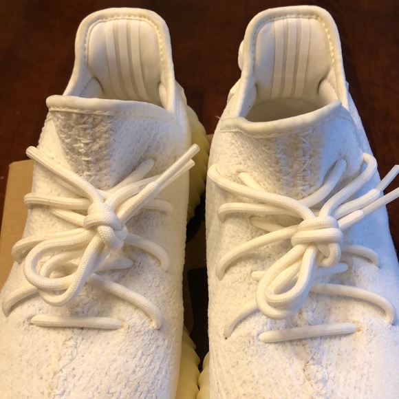 Yeezy Boost 350 V2 Cream - Picture 16 of 16